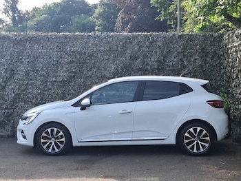 Used Renault Clio 2020 for sale - 78983594: Photo