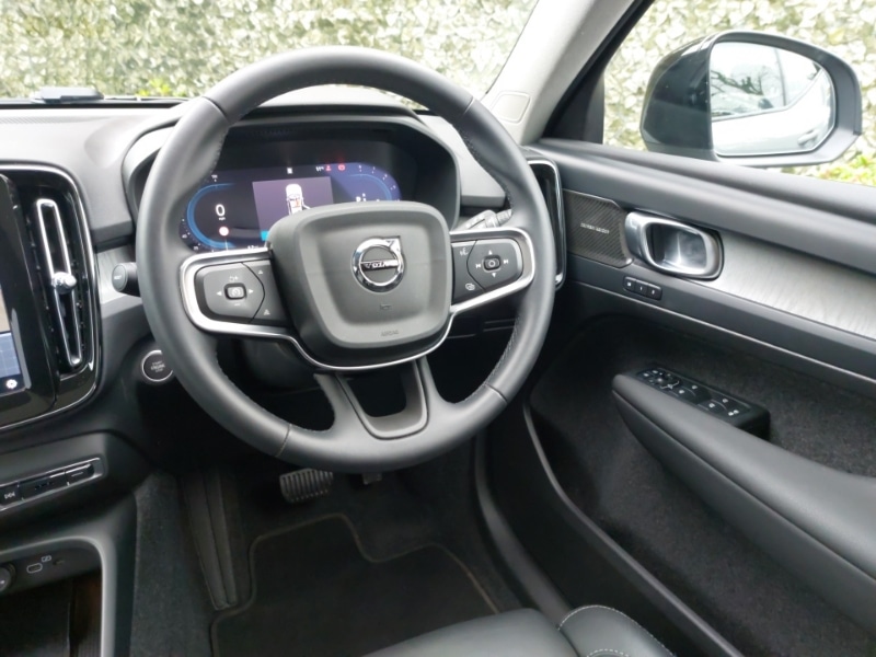 Used Volvo XC40 2024 for sale - 76369635: Photo 10
