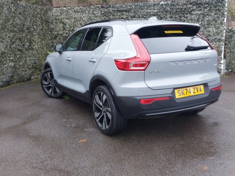 Used Volvo XC40 2024 for sale - 76369635: Photo 3