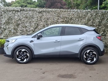 Used Renault Captur 2025 for sale - 79440207: Photo