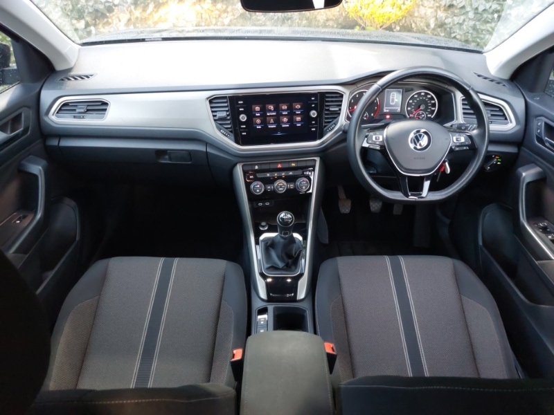 Used Volkswagen T-Roc 2021 for sale - 76408119: Photo 2