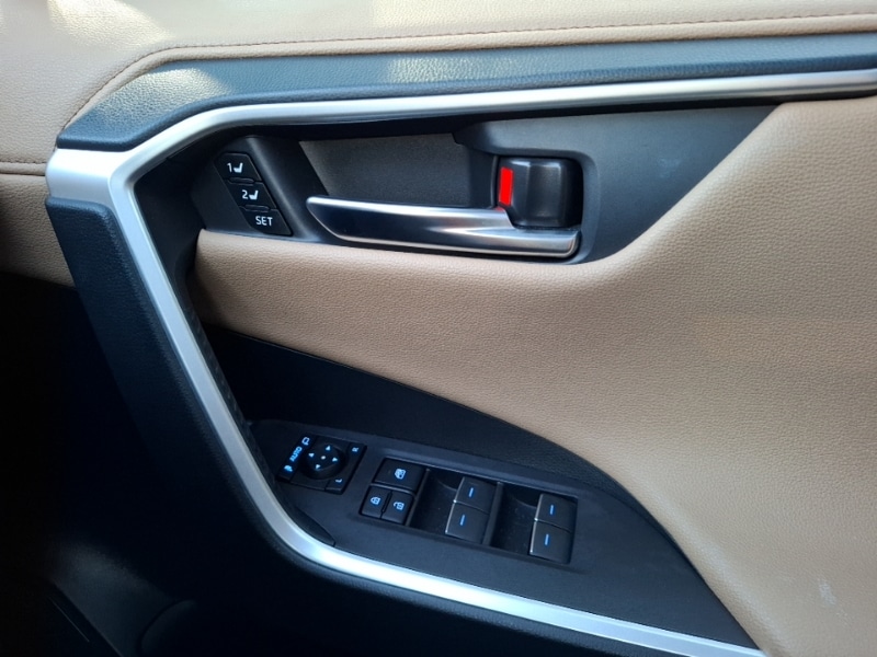 Used Toyota RAV4 2022 for sale - 77108165: Photo 19