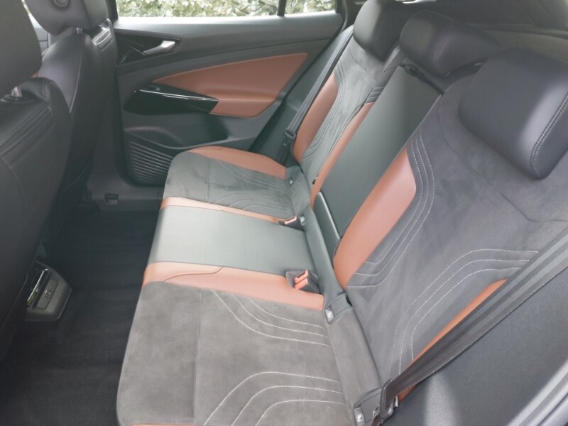 Used Volkswagen ID.4 2021 for sale - 76465077: Photo 6