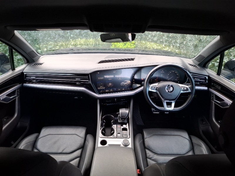 Used Volkswagen Touareg 2019 for sale - 76920335: Photo 2