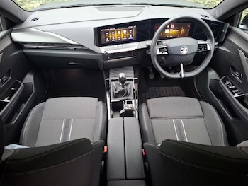 Used Vauxhall Astra 2024 for sale - 77761143: Photo