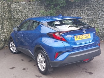 Used Toyota C-HR 2022 for sale - 75338729: Photo