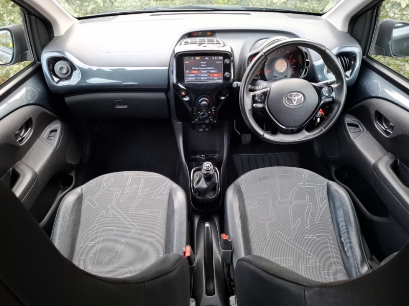 Used Toyota AYGO 2015 for sale - 77716957: Photo 2