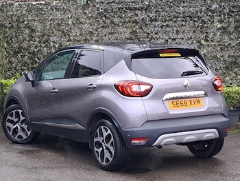 Used Renault Captur 2019 for sale - 77536565: Photo