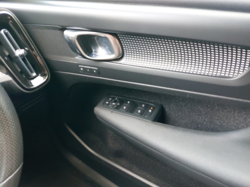 Used Volvo XC40 2020 for sale - 76628775: Photo 19