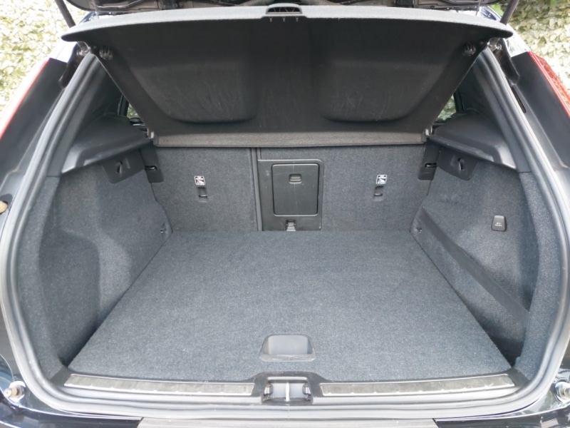 Used Volvo XC40 2020 for sale - 76628775: Photo 8