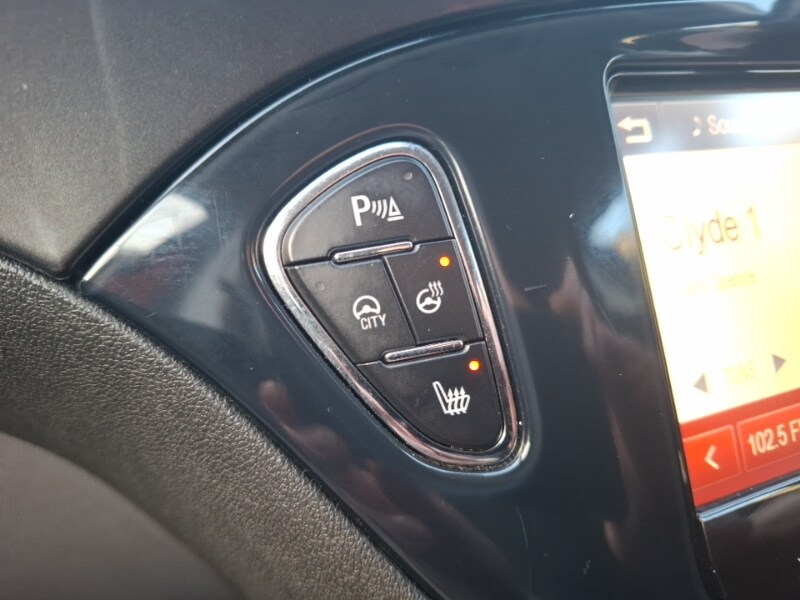 Used Vauxhall Corsa 2015 for sale - 77736515: Photo 14