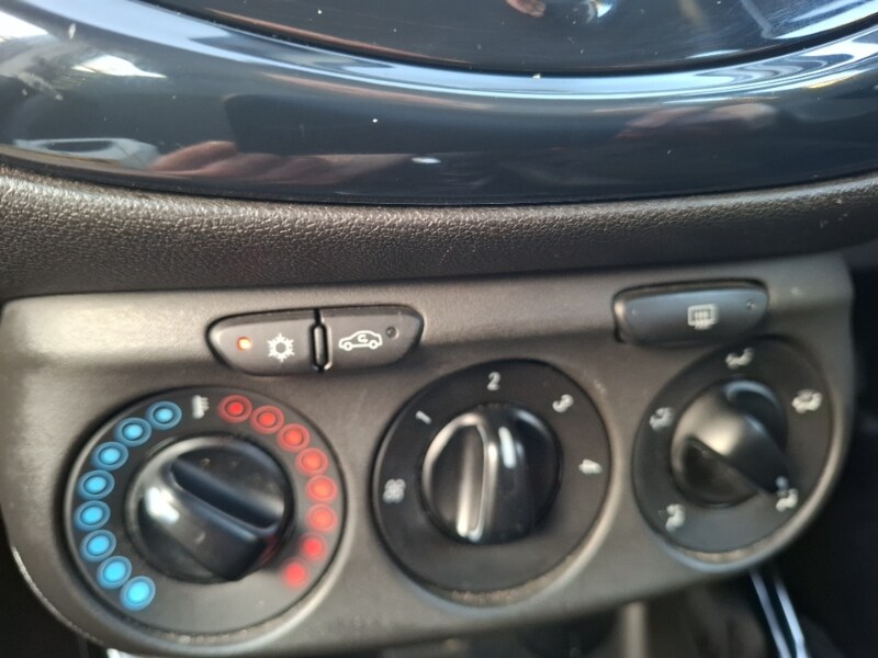 Used Vauxhall Corsa 2015 for sale - 77736515: Photo 15