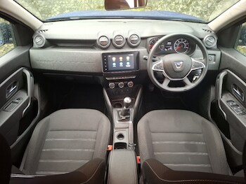 Used Dacia Duster 2022 for sale - 77716708: Photo