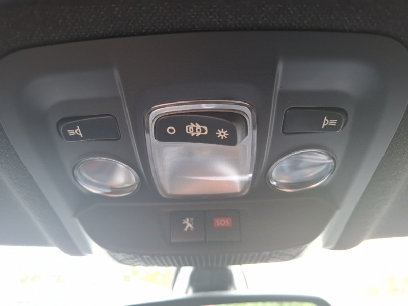 Used Peugeot 208 2017 for sale - 77674401: Photo 19