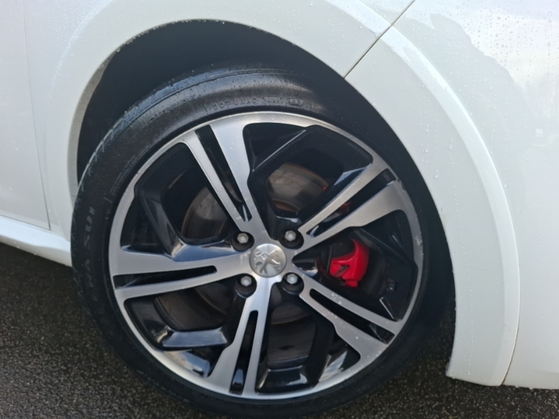 Used Peugeot 208 2017 for sale - 77674401: Photo 9