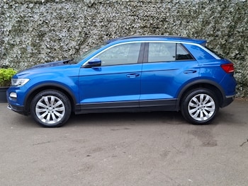 Used Volkswagen T-Roc 2018 for sale - 79486079: Photo