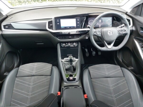 Used Vauxhall Grandland 2024 for sale - 76150850: Photo 2