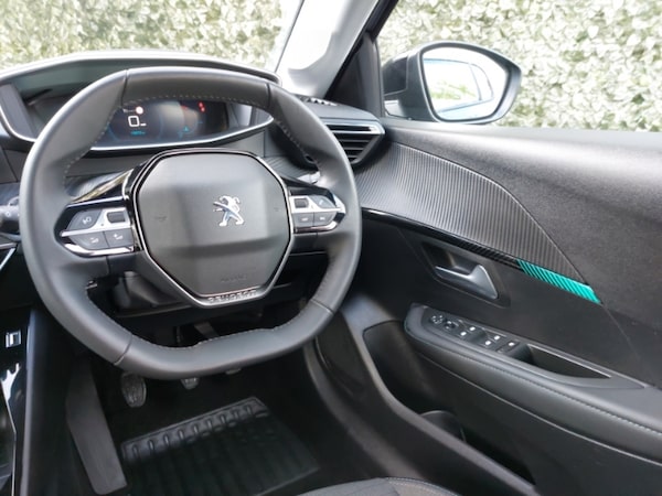 Used Peugeot 208 2022 for sale - 76321280: Photo 10