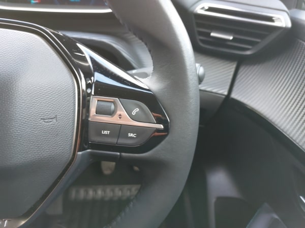 Used Peugeot 208 2022 for sale - 76321280: Photo 13