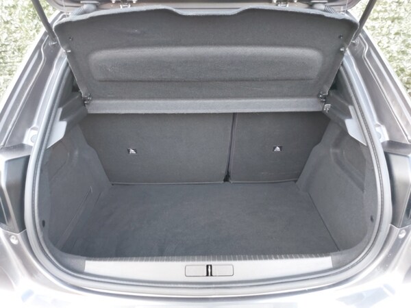 Used Peugeot 208 2022 for sale - 76321280: Photo 8