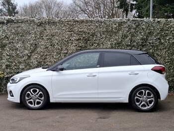 Used Hyundai i20 2020 for sale - 78114133: Photo