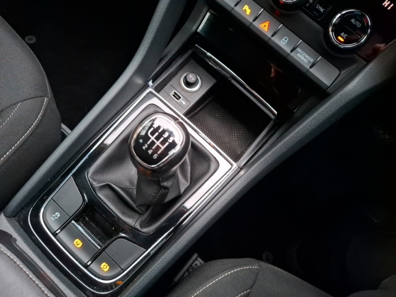 Used Skoda Karoq 2019 for sale - 77424305: Photo 17