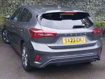 Used Ford Focus 2023 for sale - 76254768: Photo 3