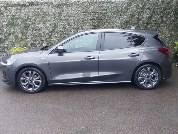 Used Ford Focus 2023 for sale - 76254768: Photo 4