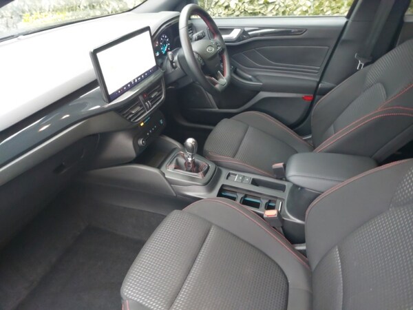 Used Ford Focus 2023 for sale - 76254768: Photo 5