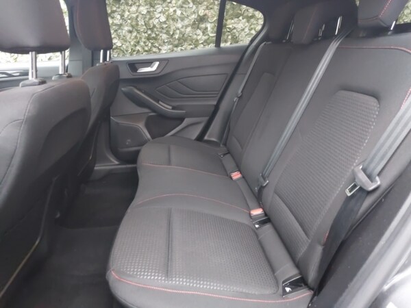 Used Ford Focus 2023 for sale - 76254768: Photo 6
