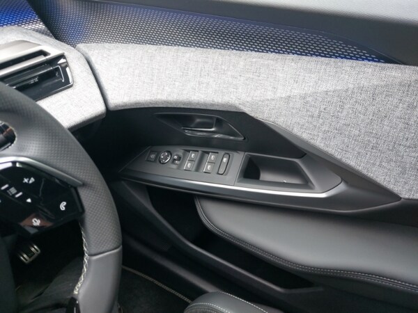 Used Peugeot 3008 2025 for sale - 76116584: Photo 19