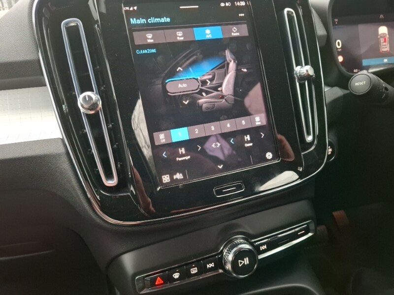 Used Volvo XC40 2022 for sale - 77299907: Photo 16