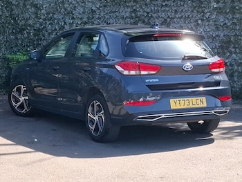 Used Hyundai i30 2023 for sale - 78704035: Photo