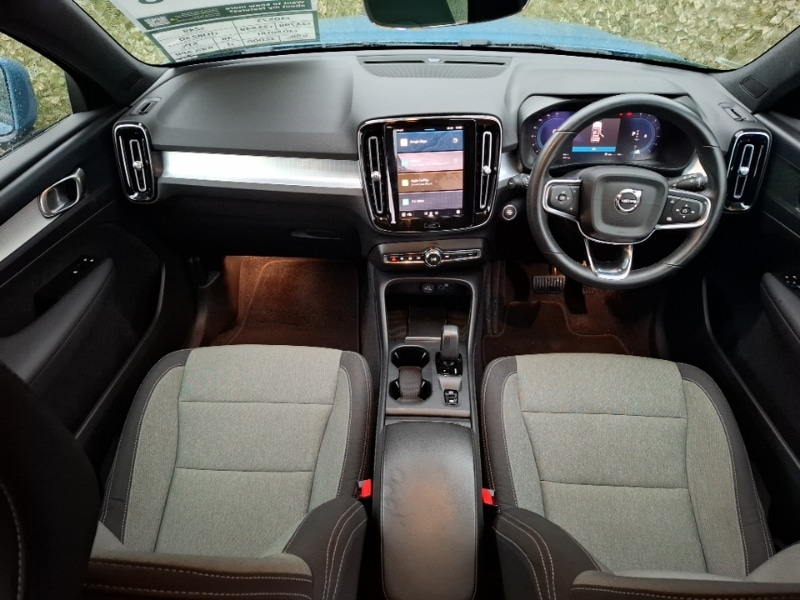 Used Volvo XC40 2022 for sale - 77605853: Photo 2