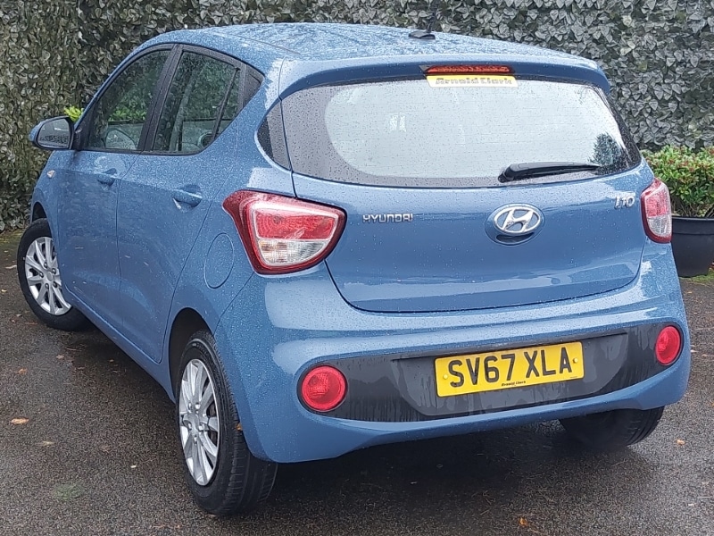 Used Hyundai i10 2017 for sale - 76437753: Photo 3