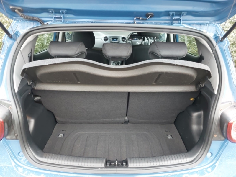 Used Hyundai i10 2017 for sale - 76437753: Photo 8