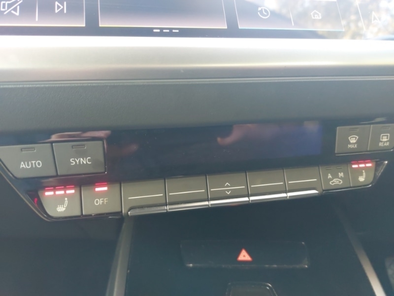 Used Audi Q4 e-tron 2024 for sale - 76393031: Photo 16