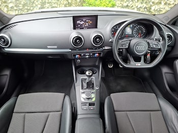 Used Audi A3 2018 for sale - 79176011: Photo