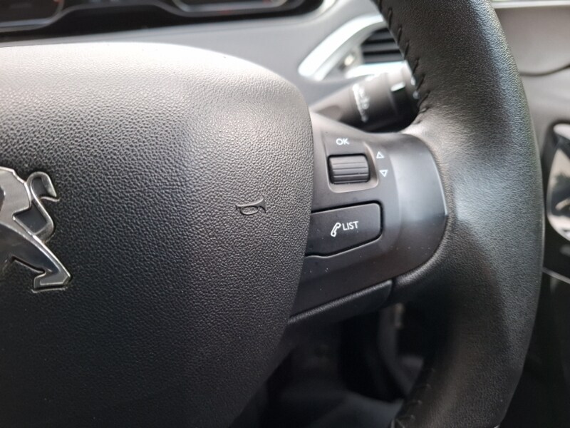 Used Peugeot 208 2016 for sale - 77731600: Photo 17