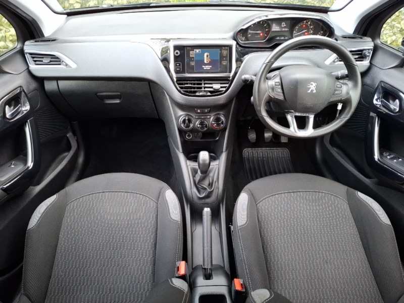 Used Peugeot 208 2016 for sale - 77731600: Photo 2