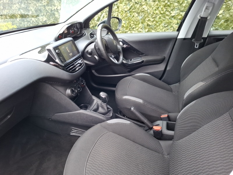 Used Peugeot 208 2016 for sale - 77731600: Photo 5