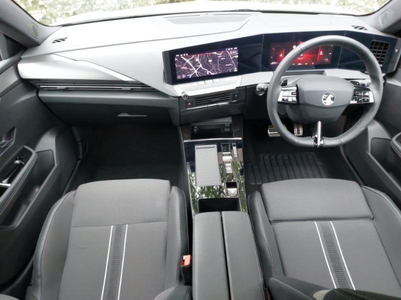 Used Vauxhall Astra 2023 for sale - 76401065: Photo 2