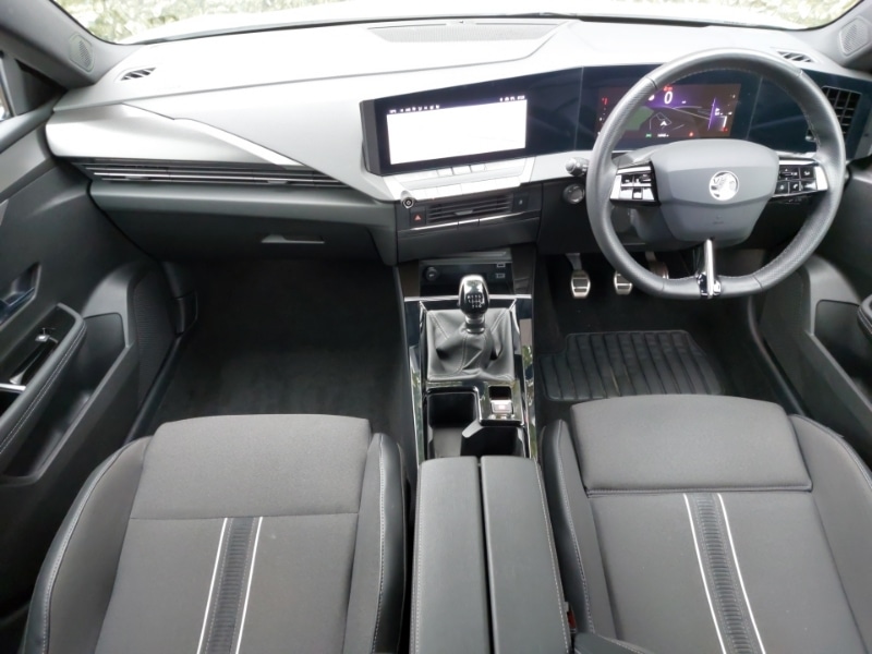 Used Vauxhall Astra 2024 for sale - 76331727: Photo 2
