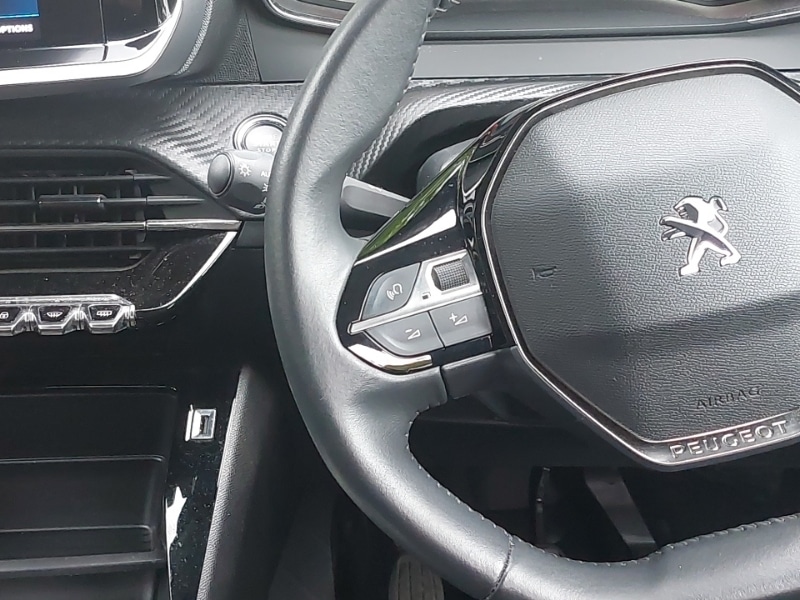 Used Peugeot 2008 2022 for sale - 76058879: Photo 10