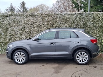 Used Volkswagen T-Roc 2019 for sale - 78306722: Photo