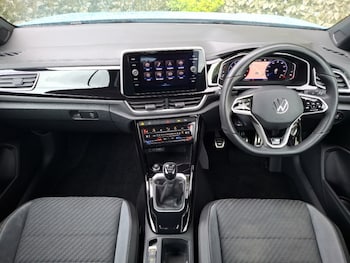 Used Volkswagen T-Roc 2023 for sale - 78880694: Photo