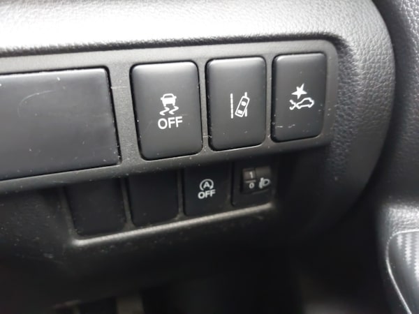 Used Mitsubishi Eclipse Cross 2018 for sale - 76289227: Photo 19