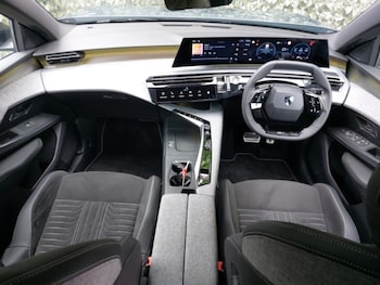 Used Peugeot 3008 2024 for sale - 75476420: Photo