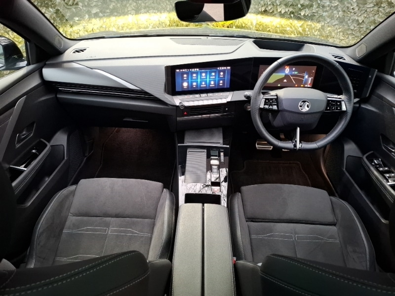 Used Vauxhall Astra 2024 for sale - 77605851: Photo 2