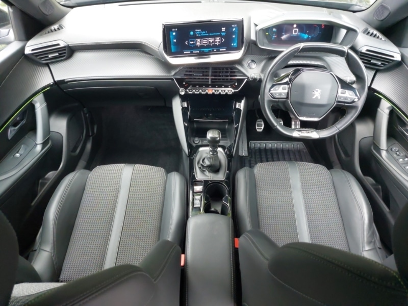 Used Peugeot 2008 2020 for sale - 76160430: Photo 2